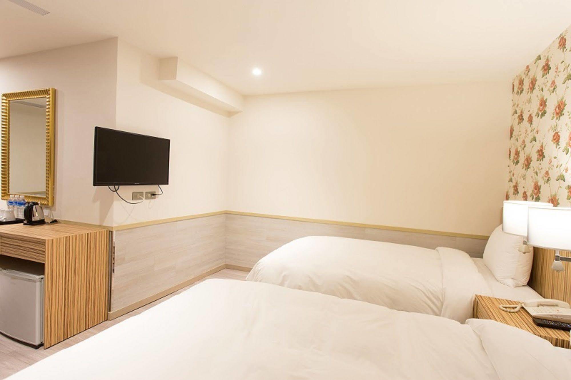 Rainbow Hotel Tajpej Zewnętrze zdjęcie